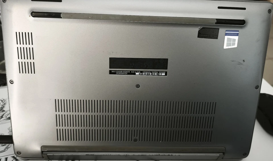 Dell Latitude 7400 · i5-8365 · 32GB · 256GB, photo 2 sur 4