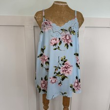 Torrid Sophie Camisole Top Women s 00 M/L Blue Floral Feminine Satin Eyelet