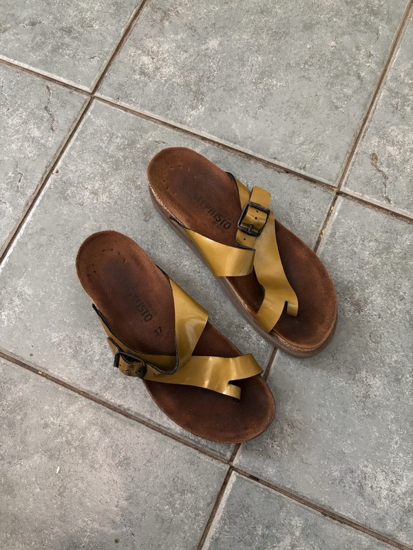 MEPHISTO Leather Toe Loop Sandals Slip On US Size 6.5-7 EU 37