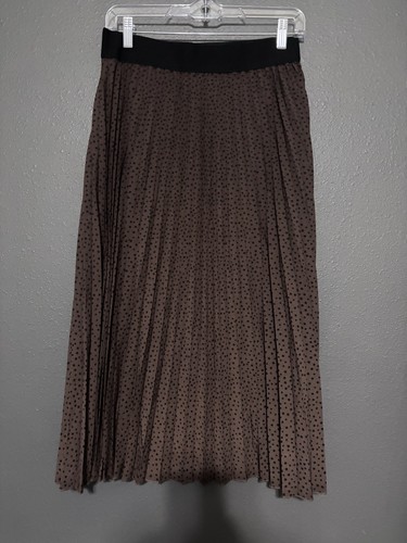 Metrowear Brown Polka For Skirt Size Medium Elastic Waist EUC Metro Wear