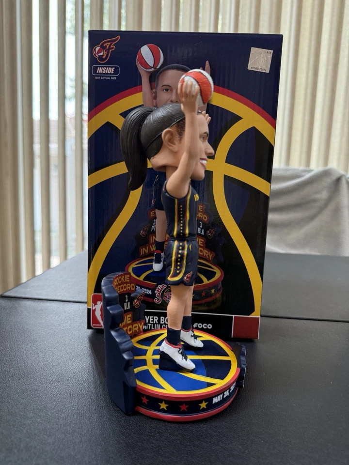 Caitlin Clark Bobble Head Rookie WNBA INDIANA FEVER New In Box - Image 3 of 4