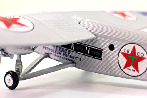 Texaco 1927 Ford Tri-Motor Monoplane Die-Cast Bank Ertl 7th series 1999 - Picture 13 of 13