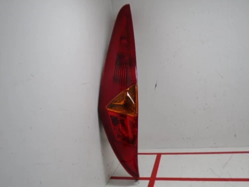 Piloto Trasero Izquierdo para FIAT II PUNTO (188) BERLINA * 2002 389408 - Foto 1 di 7