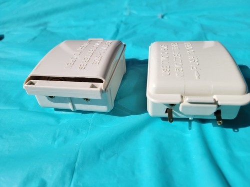 DURA HEAT DH1050,DH1051 KEROSENE HEATER BATTERY CASE HOLDER "C" SIZE &WICK GUIDE - Picture 6 of 7