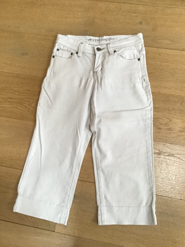 E-vie white short jeans size 8