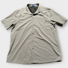 Hi-Tec Shirt Mens LRG Gray Button Up Collared Short Sleeve Pockets Outdoor Fish
