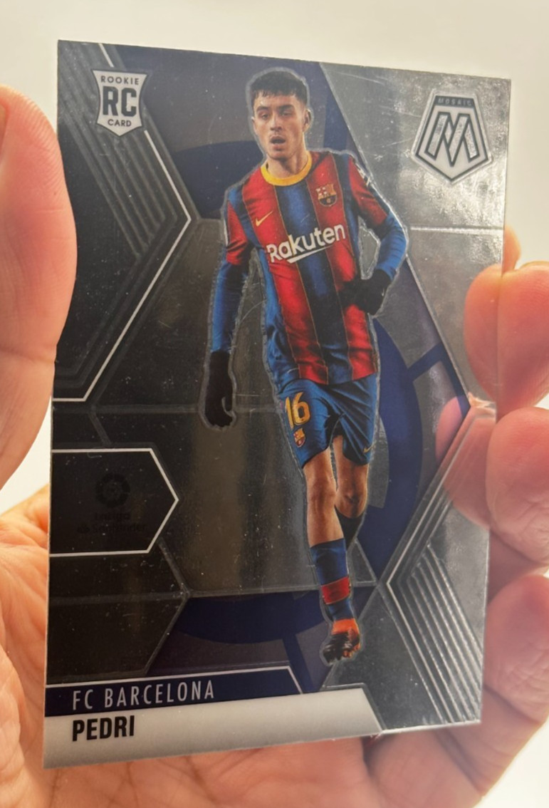 2020-21 Panini Mosaic La Liga Soccer Pedri Rookie Card #60. spain