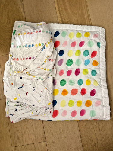 Lovevery Quilted Blanket Baby Comforter Polka Dots with Matching Fitted Sheets