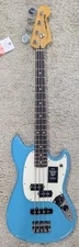 Fender Player II Mustang Bass guitar, Rosewood Fingerboard, Aquatone Blue