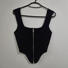 Black zip-up corset top #corsettop.