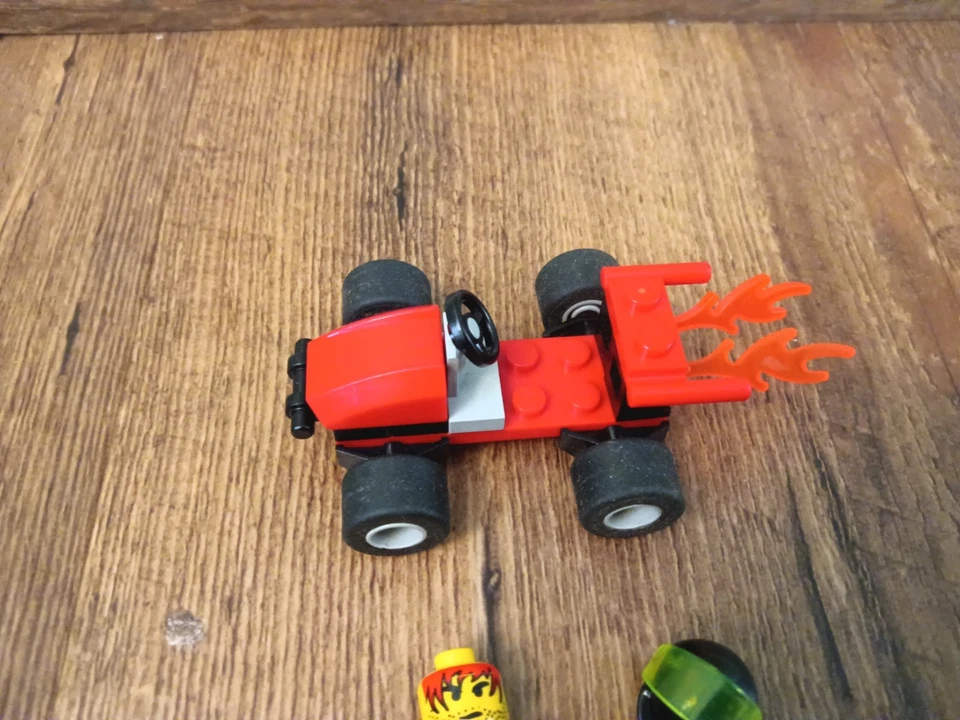 Lego Studios 1363 Stunt Go-Cart COMPLETO Foto 3 de 4