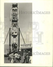 1984 Press Photo Grace King High School students ride the Ferris wheel