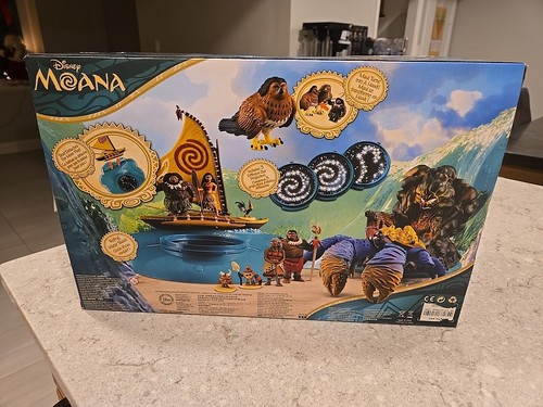 Disney NIB Moana Moana Projection Boat Playset Moana Maui crab KAKAMORA NEW READ - Picture 4 of 7