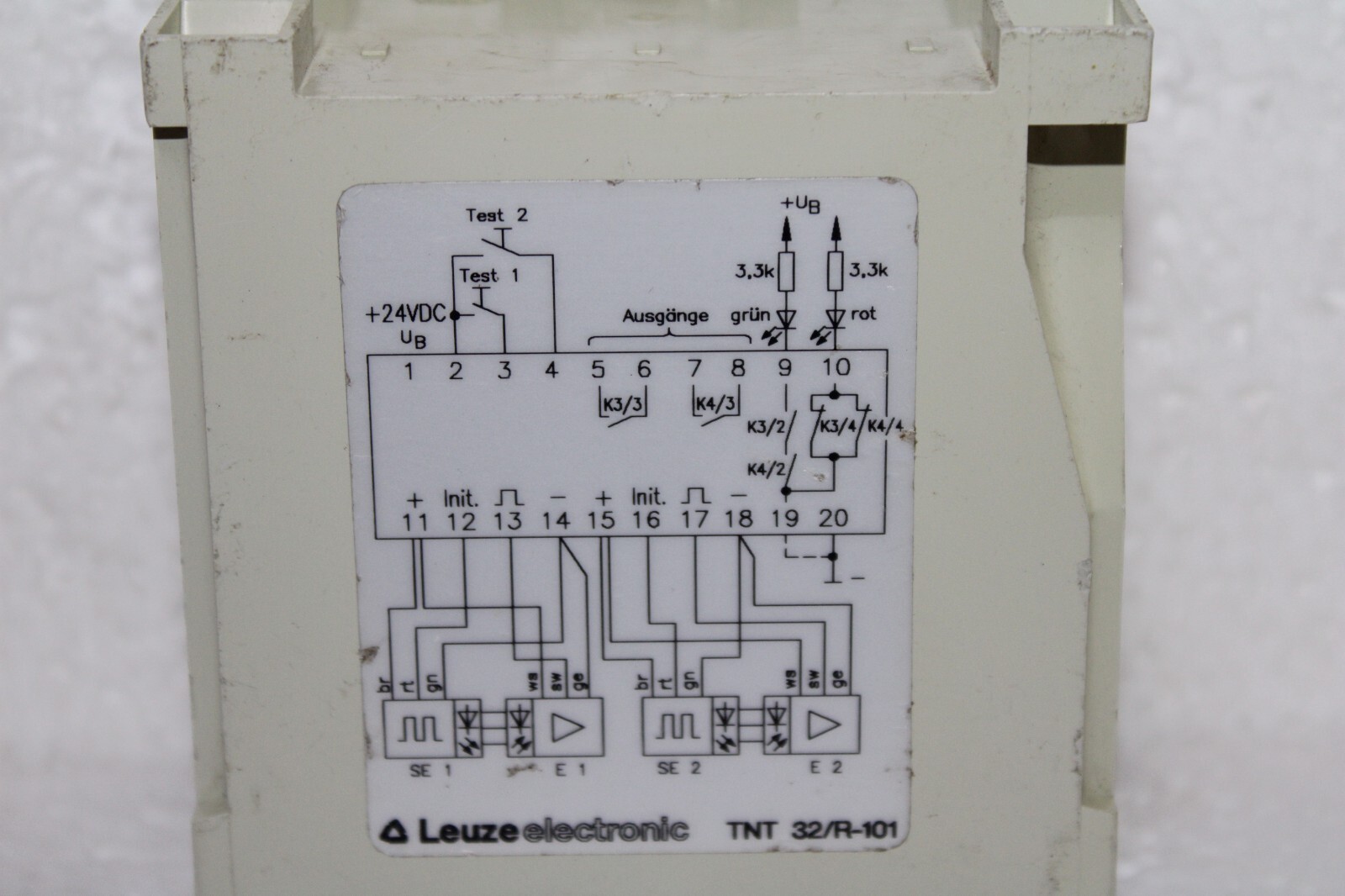 Leuze TNT 32/R-101 Safety Relay