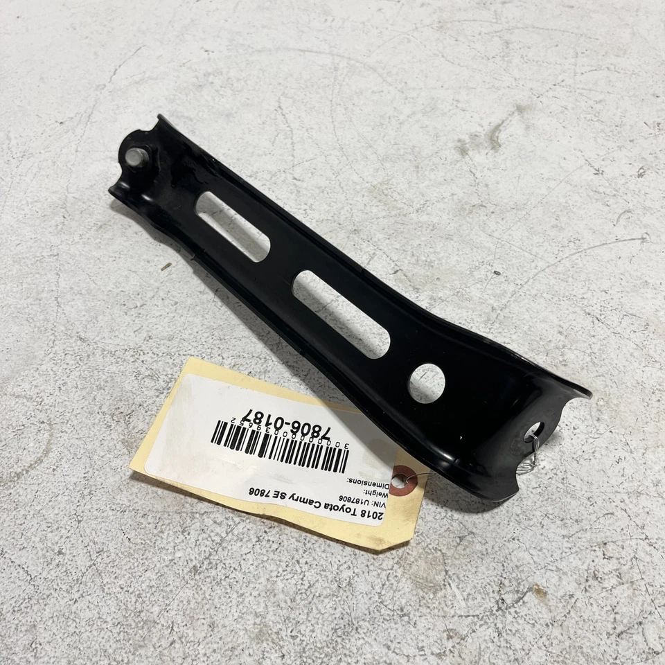 2018-2023 Toyota Camry SE Exhaust Manifold Stay Bracket Brace OEM - Image 2 of 4