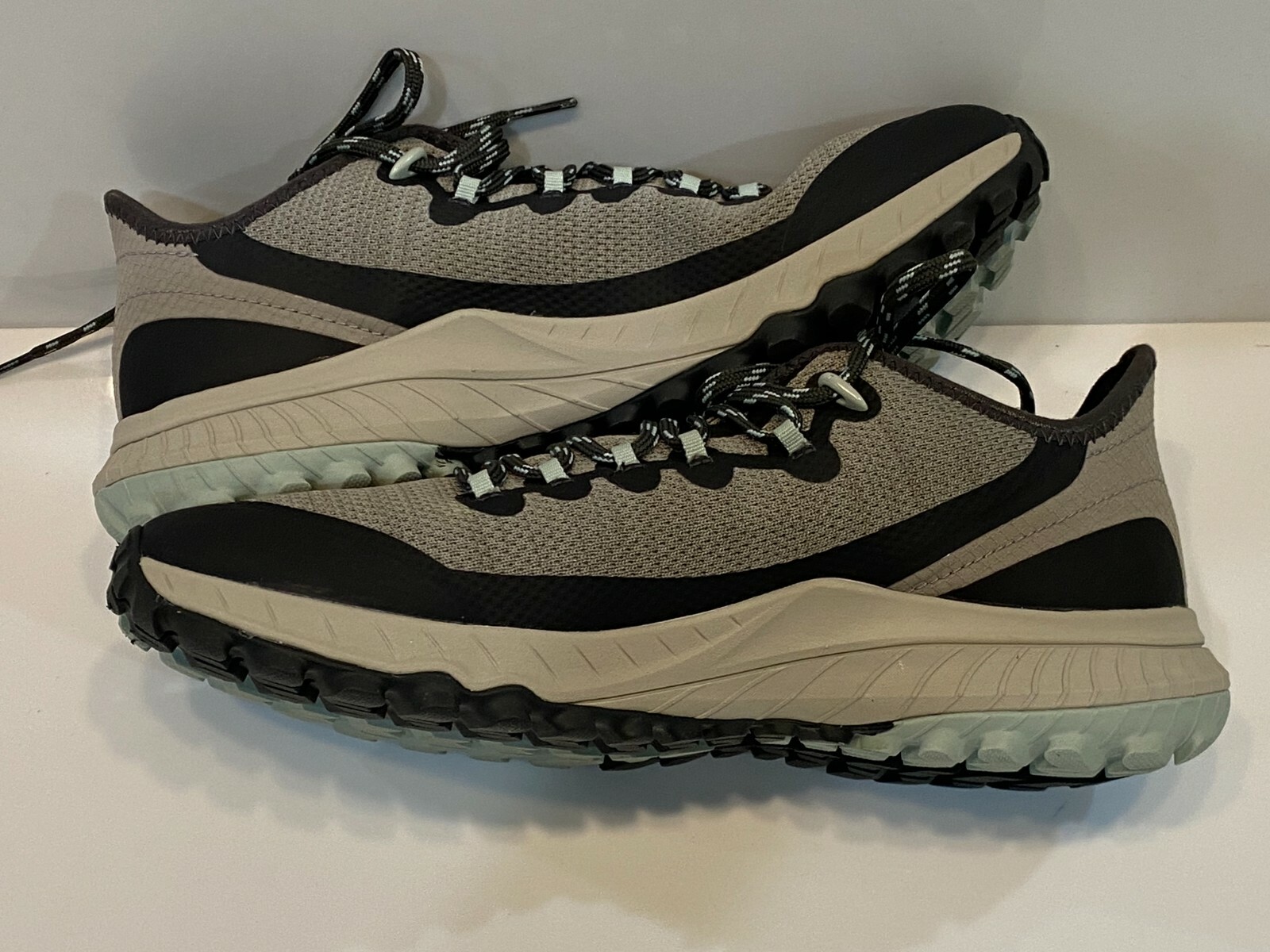 Merrell Women's Bravada Aluminum Outdoors Hiking Shoes Womens Size