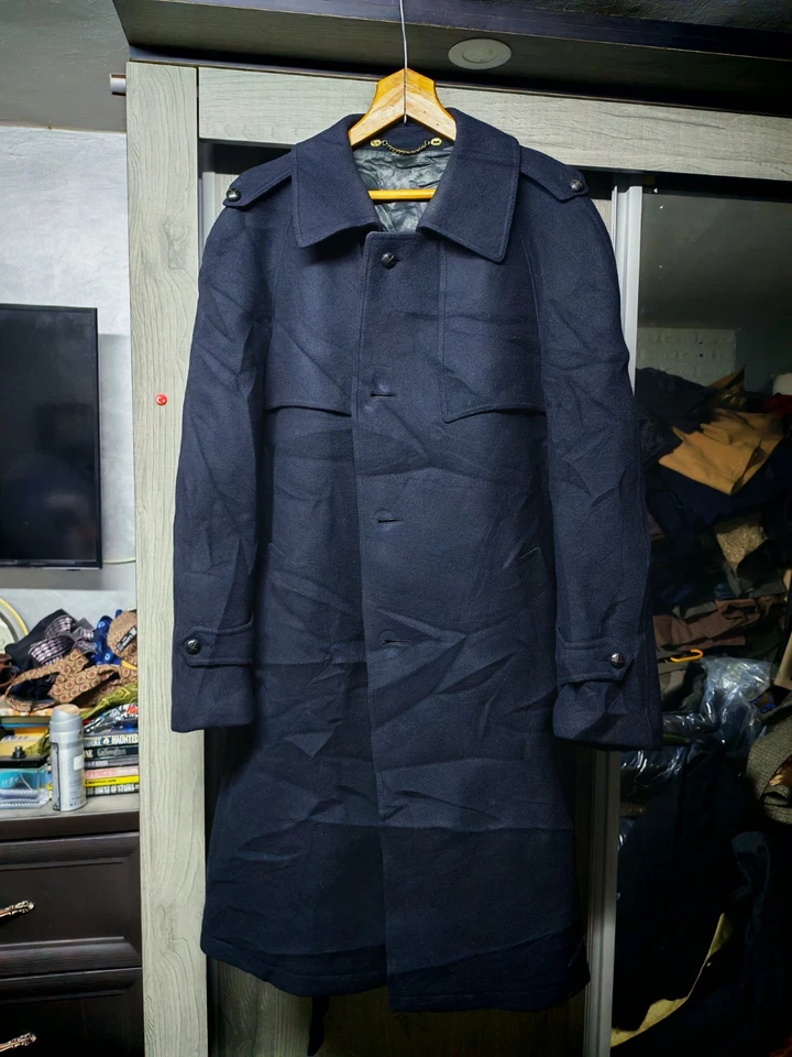 1970s Vintage Werther classic pure wool black belted raglan over coat 46R 46L - Image 4 of 4