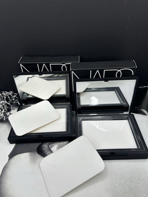 2 NIB NARS Translucent CRYSTAL Light Reflecting Pressed Compact Setting Powder