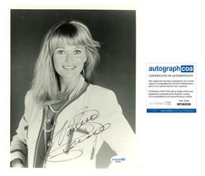 Valerie Perrine "Superman" AUTOGRAPH Signed Autographed 8x10 Photo ACOA