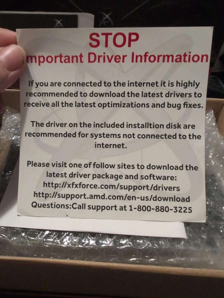 XFX AMD Radeon RX 560 4GB Graphics Video Card  - Image 4 of 4