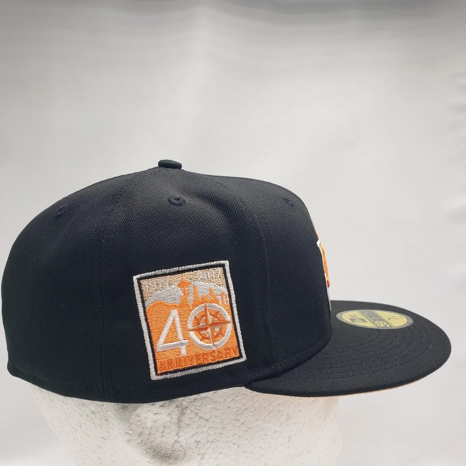 New Era Seattle Mariners Body Bag 40th Anniversary Blk Peach UV Fitted Hat 7 1/2 - Image 2 of 4