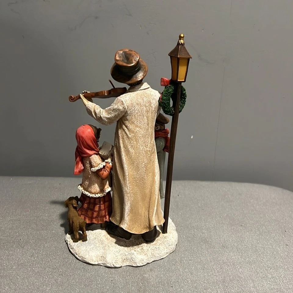 Figura de pueblo de Navidad de Roman Inc. Foto 3 de 4