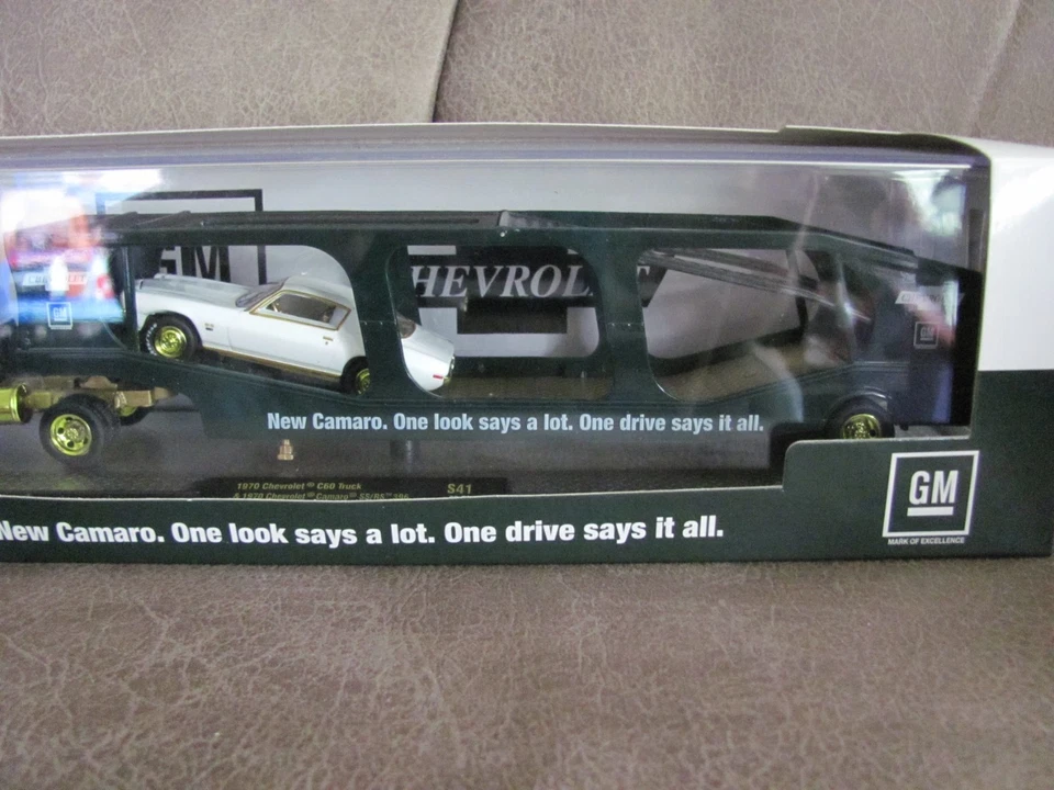 Autotransportador M2 Walmart Chase S41 70 Chev + 70 Camaro SS RS 396 1/750 NUEVO 22-01 Foto 4 de 4