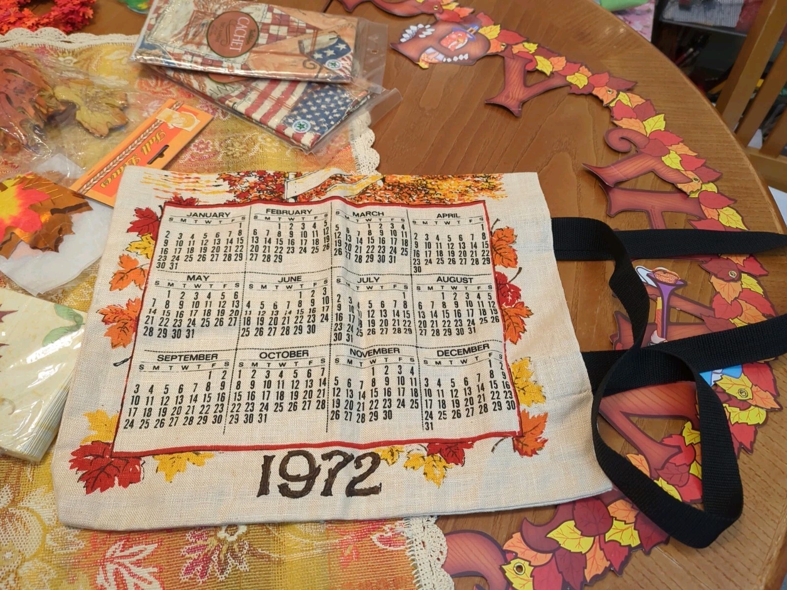 Super Sale! Thanksgiving 30pc Lot Beistle Paper Magic Die-Cuts Book Decorations