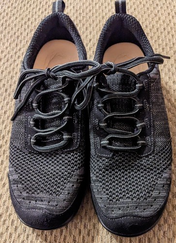 Size 6.5 - Medium Orth O Feet Black Sneakers - EUC - Picture 2 of 8