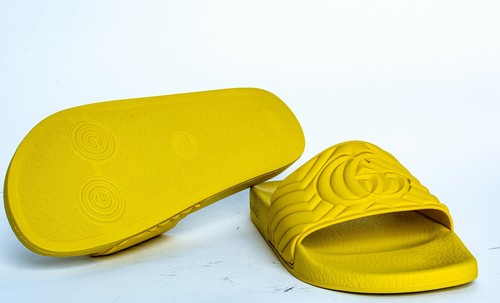 Gucci Yellow Mens Matelasse Rubber 
