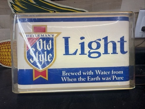 Vintage Heileman's Old Style Light Beer Lighted Bar Sign