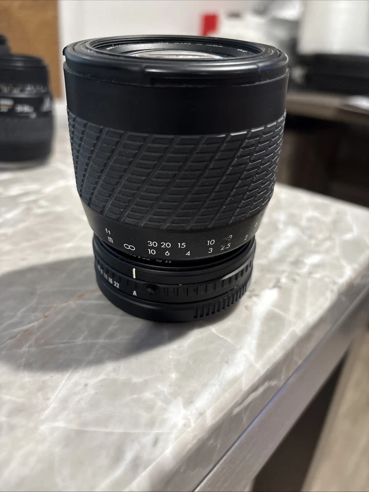 Sigma 70-210mm f/4.0-5.6 Lens for Canon DEFECTIVE FOR PARTS - Image 4 of 4
