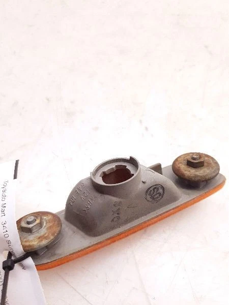 Driver Corner/Park Light Side Marker Fits 98-05 LEXUS GS300 203897 - Image 3 of 4