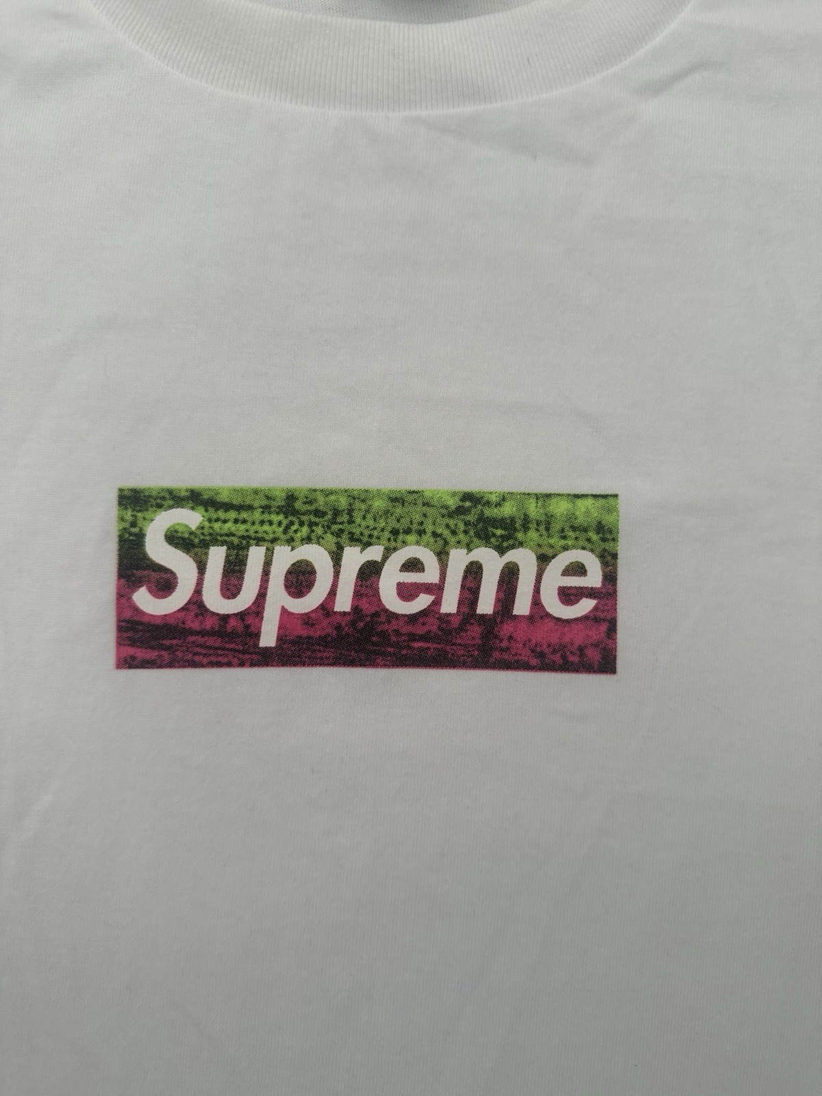 Supreme White Graphic Logo T-Shirt XL Short Sleeve Crew Neck Cotton Preshrunk 2