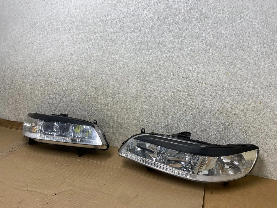 Juego de faros laterales izquierdo+derecho Honda Accord 1998 a 2002 U0773 DW Foto 2 de 4