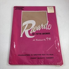 RICARDO Of FIFTH AVENUE Vintage FIESTA Nylon Seamless STOCKINGS-Sz 9 1/2 1970's