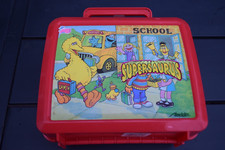Vintage 1980s Aladdin Sesame Street Lunch Box School Theme