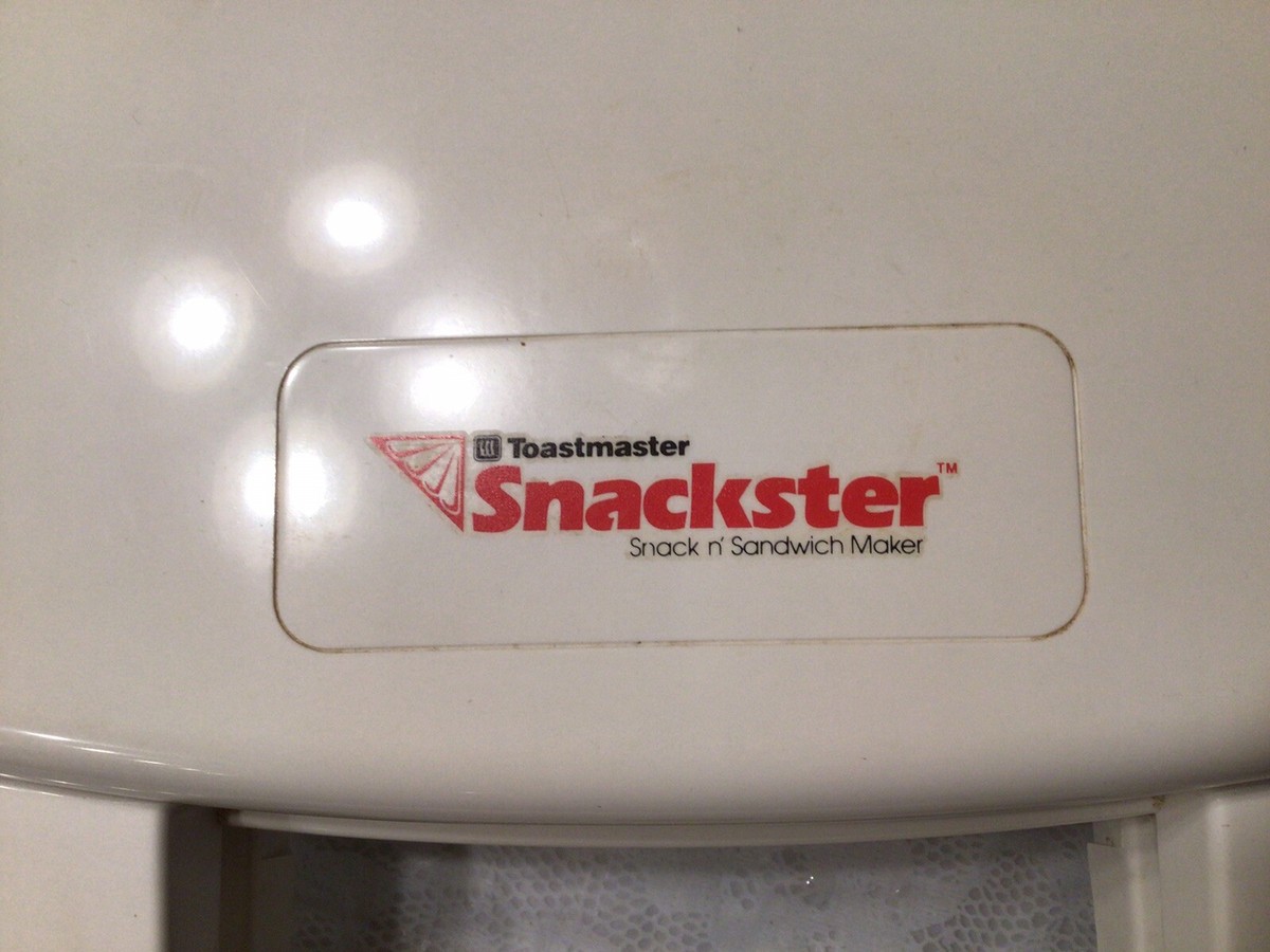 Toastmaster Snackster Snack n' Sandwich Maker Model 297
