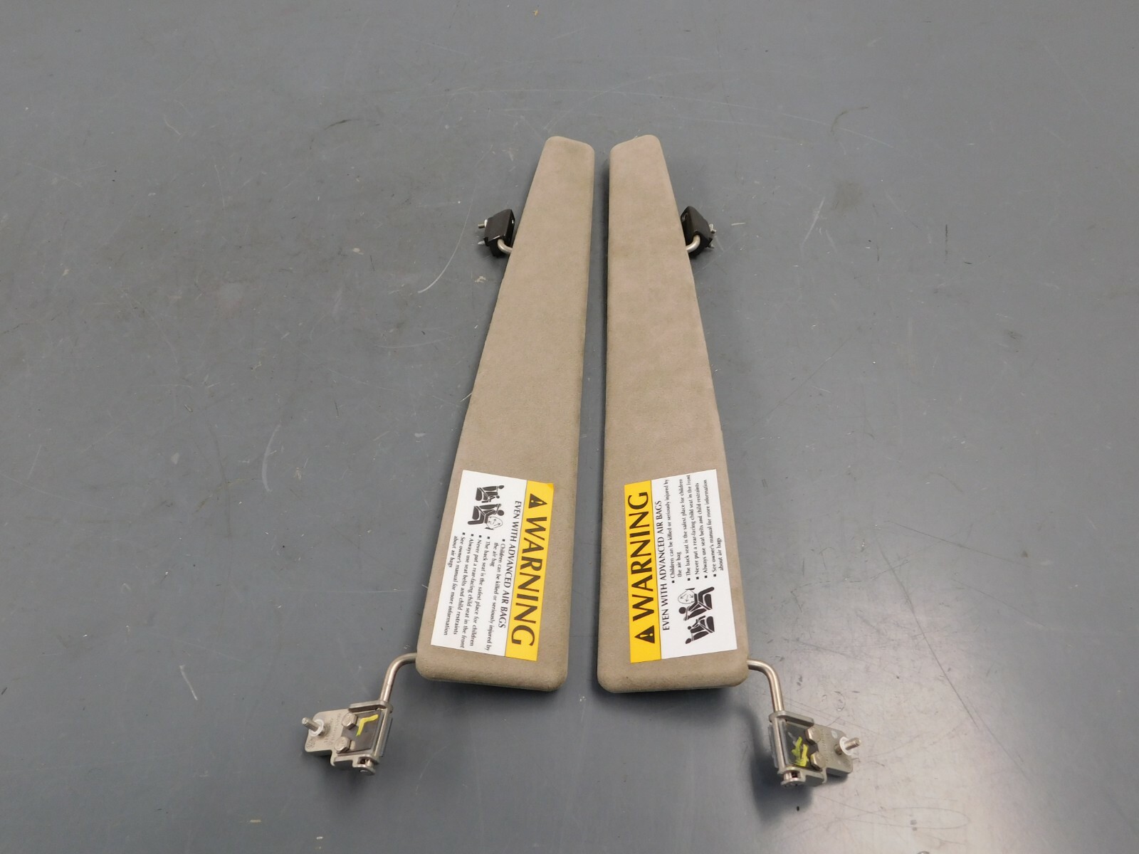 2014 12 - 18 Aston Martin V12 Vanquish Sun Visors #1697 L5 