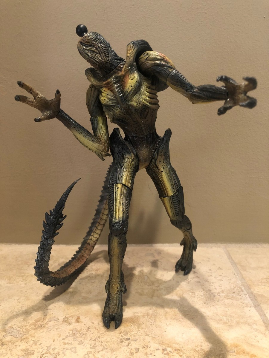 Alien Vs Predator 2 Hybrid