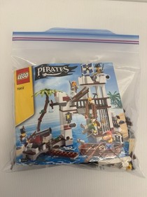 LEGO Pirates: Soldiers Fort (70412) - 100% Complete with Instructions