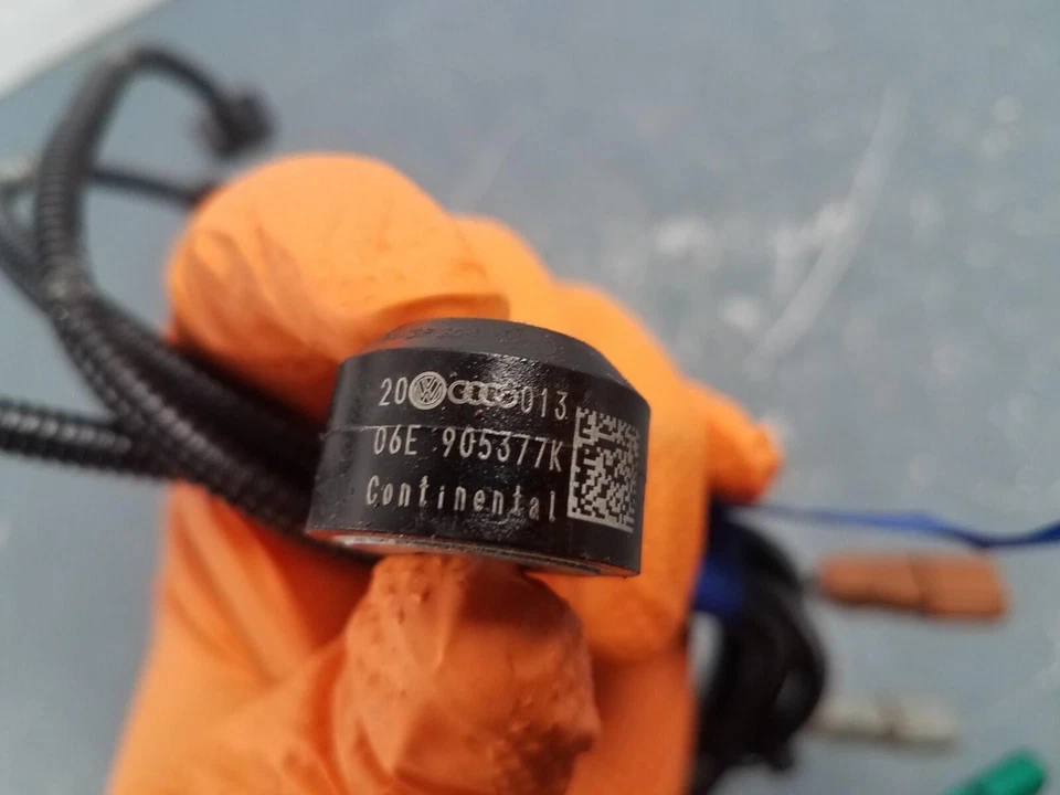 17 18 20 21 22 Audi R8 2020 5,2 L V10 sensores de golpe - 4 #2039 J3 Foto 3 de 3