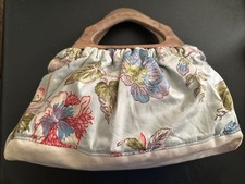 Vtg Carpetbags of America Floral Handbag w/Wooden Handle Purse Canvas Bottom
