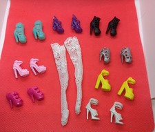 BARBIE SHOES DIFFERENT COLOR PLUS STOCKINGS LOT mattel
