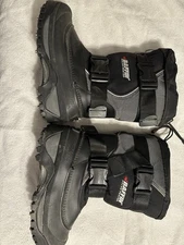 BAFFIN Boots Wolf Mens Size 9 Winter Snow Extreme Cold "Polar Proven" Black Gray