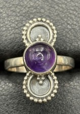 New Condition Sterling Silver Genuine Cab Amethyst Ring Size 7