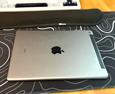Apple iPad 32GB 9.7in Wi  Fi  4G Silver tablet