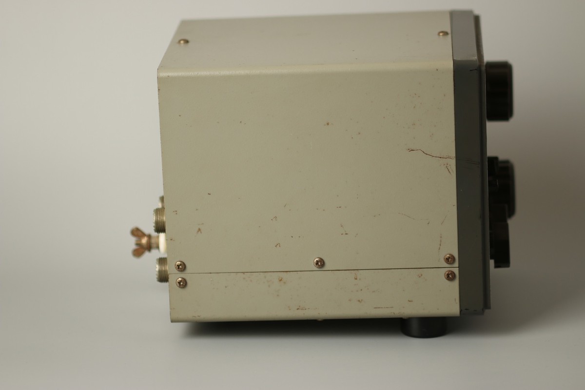 トリオ TRIO ANTENNA TUNER AT-200 SP-520 Kenwood TRIO AT-200