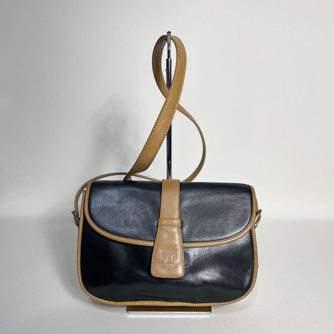 2502-228 Celine Shoulder Bag Leather Black Triomphe