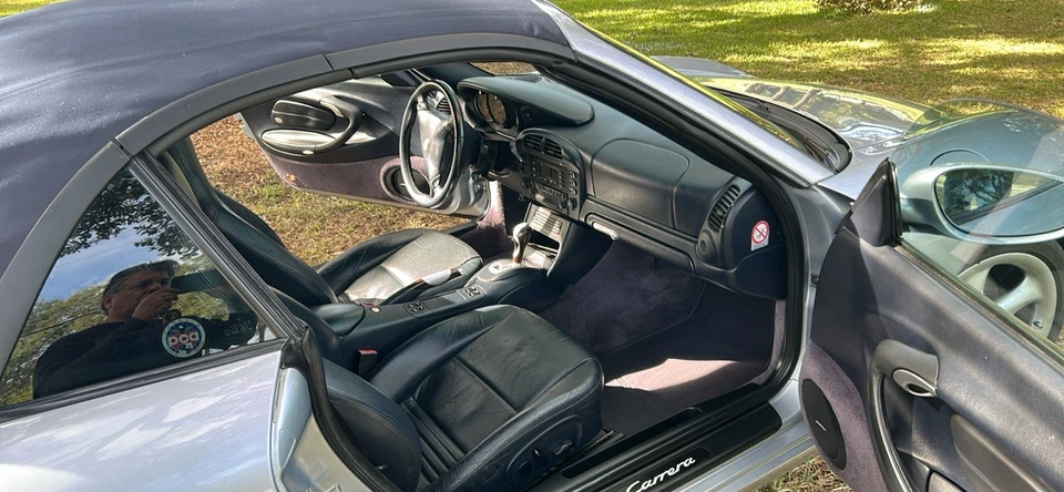 2002 Porsche 911  - Image 4 of 4